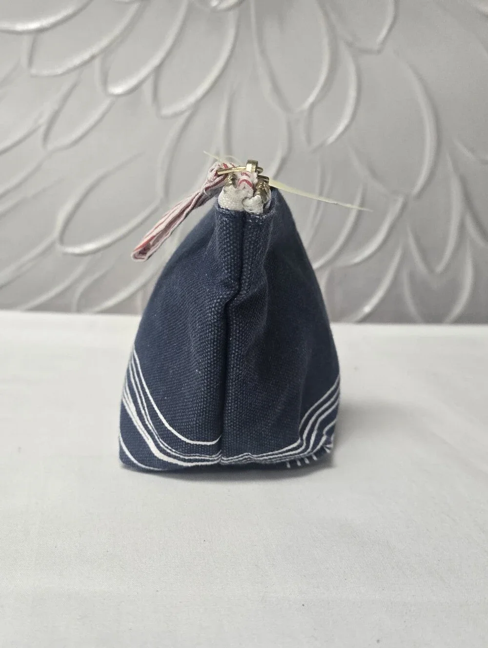 Rock Flower Paper Sailboat Pouch